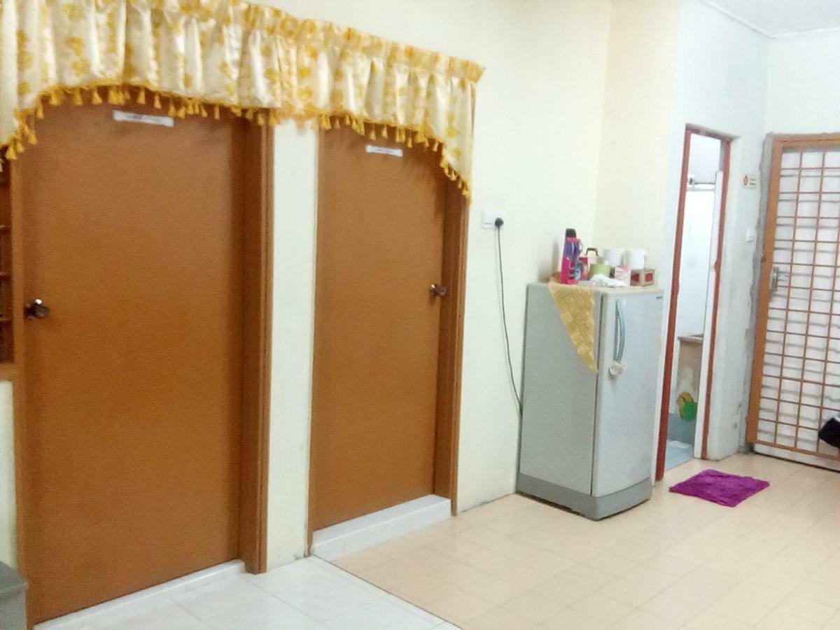 Singgahan Keluarga Jitu 지트라 외부 사진